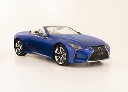 Niebieski Lexus LC 500 Convertible