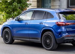 Niebieski, Mercedes-Benz EQA