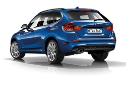 Niebieskie bmw x1