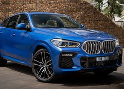 Niebieskie BMW X6