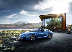 Niebieskie Porsche 911 Targa