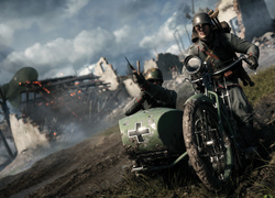 Niemieccy żołnierze jadący motocyklem w grze wideo Battlefield 1
