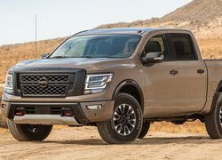 Nissan Titan Pro-4X