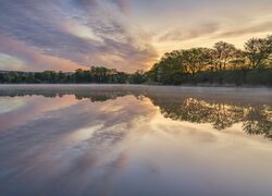 Wschód słońca, Drzewa, Las, Jezioro Sterenbachsee, Dolina Wittlicha, Niemcy