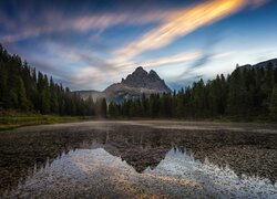 Jezioro, Antorno Lake, Góry, Dolomity, Masyw, Tre Cime di Lavaredo, Drzewa, Odbicie, Prowincja Belluno, Włochy