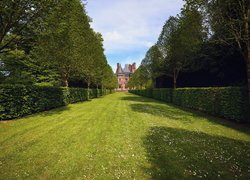 Ogród z widokiem na Zamek Chateau de Trevarez