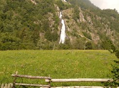 Łąka, Ogrodzenie, Góry, Wodospad, Partschins Wasserfall, Południowy Tyrol, Włochy