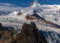 Góry, Skały, Śnieg, Lodowiec Nabesna, Park Narodowy Wrangla Świętego Eliasza, Alaska, Stany Zjednoczone