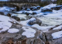 Rzeka, Most, Ośnieżone, Kamienie, Śnieg