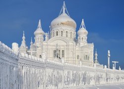 Cerkiew, Białogórski Monaster św Mikołaja, Zima, Śnieg, Ośnieżone, Ogrodzenie, Biała Góra, Obwód permski, Rosja