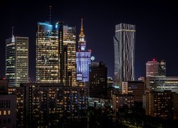 Miasto nocą, Oświetlone, Domy, Pałac Kultury, Warszawa, Polska