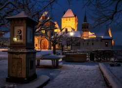 Zima, Oświetlony, Zamek Oberhofen, Oberhofen am Thunersee, Kanton Berno, Szwajcaria