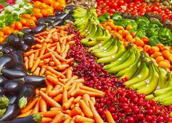 Warzywa, Owoce, Bakłażany, Marchew, Czereśnia, Banany, Pomidory, Papryka, Pomarańcza, Kiwi, Stragan
