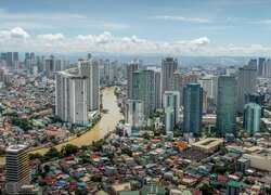 Panorama Manili nad rzeką Pasig