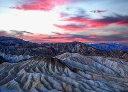 Góry, Skały, Kolorowe, Niebo, Park Narodowy Doliny Śmierci, Death Valley National Park, Kalifornia, Stany Zjednoczone