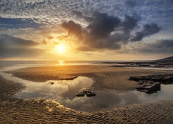 Plaża Dunraven Bay, Walia, Morze, Zachód słońca