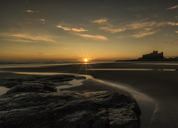 Anglia, Zamek Bamburgh, Plaża, Zachód Słońca, Morze Północne