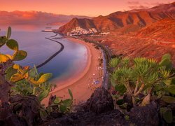 Plaża Playa de Las Teresitas na Teneryfie