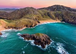 Plaża, The Murder Hole Beach, Wybrzeże, Skały, Morze, Góry, Hrabstwo Donegal, Irlandia