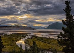 Chmury, Góry, Rzeka, Chitina River, Rzeka, Cooper River, Połączenie, Rzek, Alaska, Stany Zjednoczone