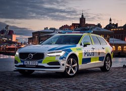 Policyjny samochód Volvo V90