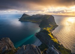 Półwysep na wyspie Vaeroy w Norwegii