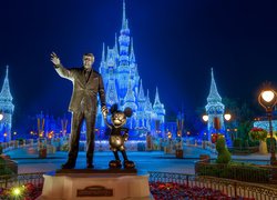 Pomnik Walta Disneya i Myszki Miki
