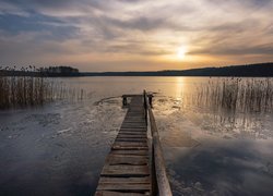 Jezioro, Zachód słońca, Pomost, Trawy