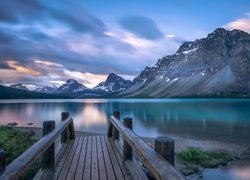 Pomost, Jezioro, Bow Lake, Góry, Canadian Rockies, Park Narodowy Banff, Prowincja Alberta, Kanada