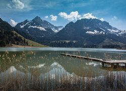 Szwajcaria, Kanton Fryburg, Góry, Alpy, Jezioro Schwarzsee, Pomost