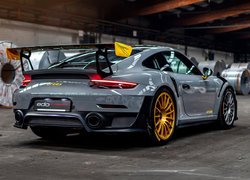 Porsche 911 GT2 RS Edo Competition