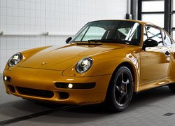 Porsche 911 Turbo, Przód