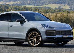 Porsche Cayenne Turbo GT Coupe bokiem