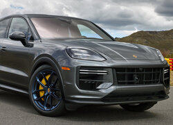 Porsche Cayenne Turbo GT Coupe przód i bok