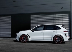 Porsche Cayenne Turbo S TechArt Magnum Sport Edition rocznik 2017