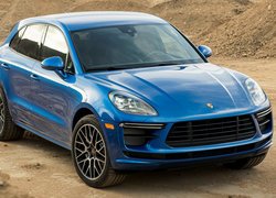 Porsche Macan Turbo przodem