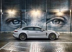 Porsche Panamera 4 Sport Turismo, 2017, Ściana, Street art