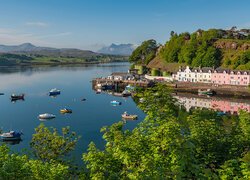 Portree miasto na wyspie Skye w Szkocji