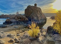 Jezioro, Watson Lake, Skały, Żółte, Krzewy, Prescott, Arizona