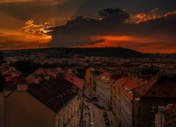 Praga o zachodzie słońca