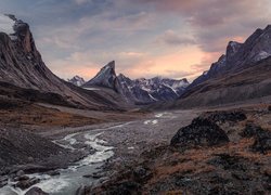 Góry, Skały, Rzeka, Park Narodowy Auyuittuq, Przełęcz, Akshayuk Pass, Nunavut, Kanada