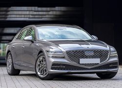 Przód Genesis G80