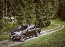 Renault Alaskan, 2017