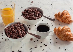 Rogale z kawą i płatkami śniadaniowymi