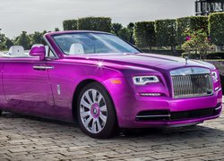 Rolls-Royce Dawn w kolorze fuksji