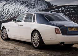 Rolls-Royce Phantom, Tył