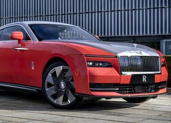 Rolls-Royce Spectre Escapism