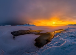 Rosja, Jezioro Ładoga, Lód, Zachód słońca, Zima, Śnieg