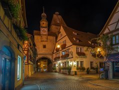 Miasto, Rothenburg ob der Tauber, Domy, Noc, Ulica, Latarnie, Bawaria, Niemcy