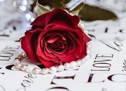 Kwiat, Róża, Korale, Perły, Napisy, Love